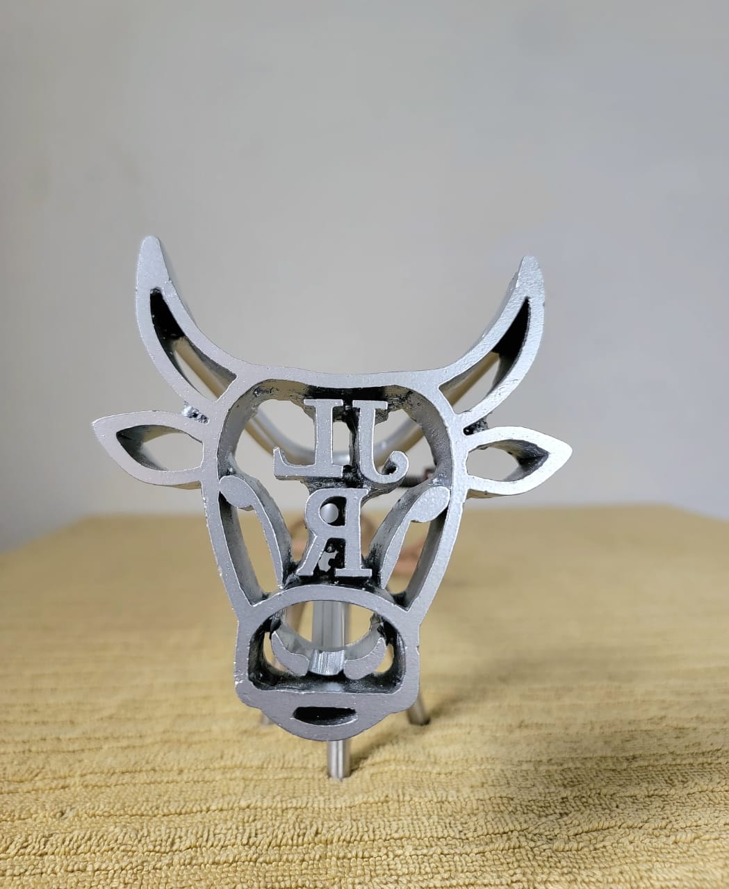 FIERROS DE ACERO MODELO DE BOVINOS