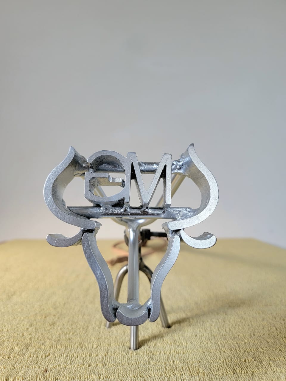 FIERROS DE ACERO MODELO DE BOVINOS