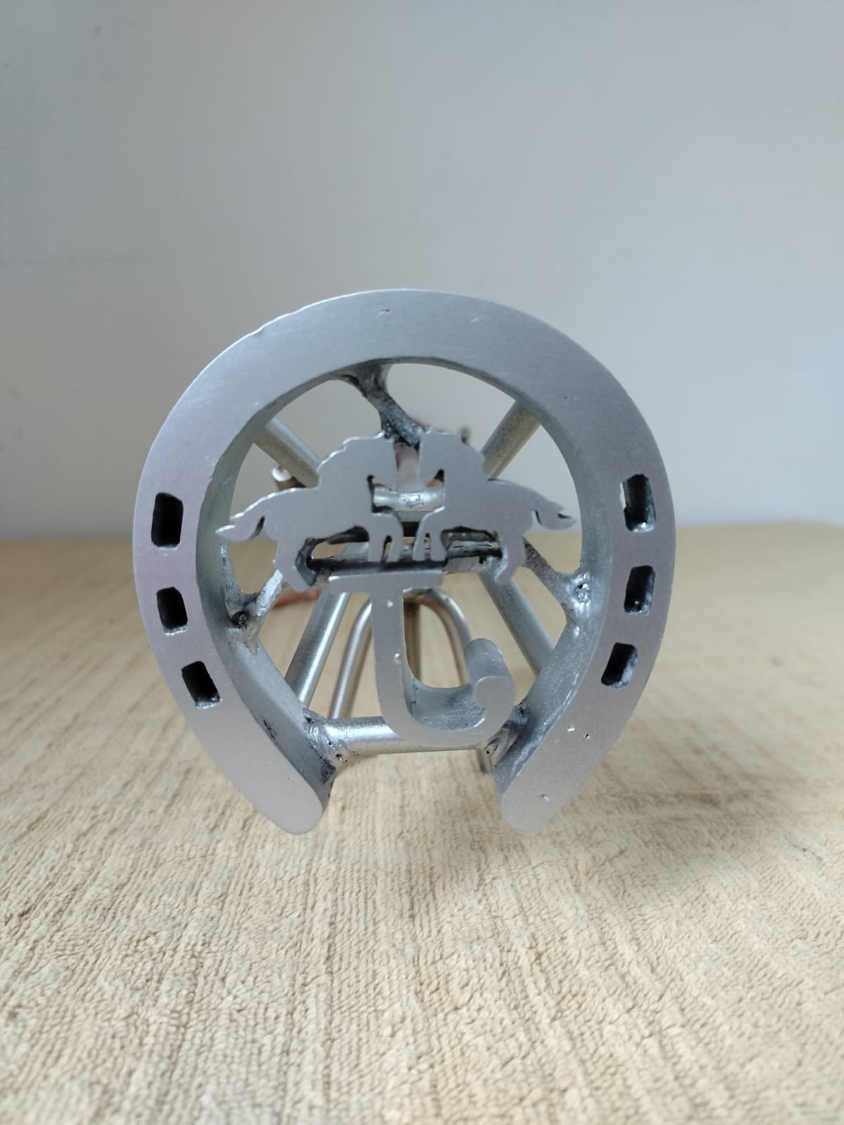 FIERROS DE ACERO MODELO DE HERRADURAS