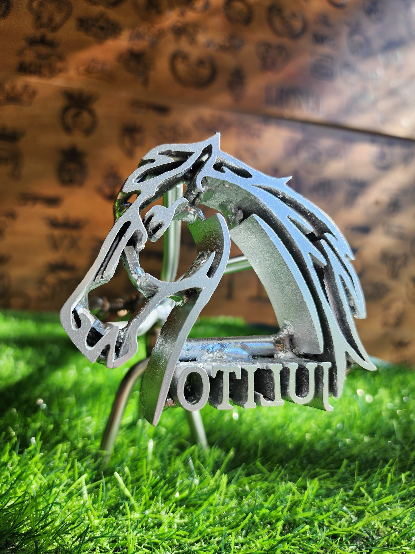 FIERRROS DE ACERO  MODELO DE CABALLOS