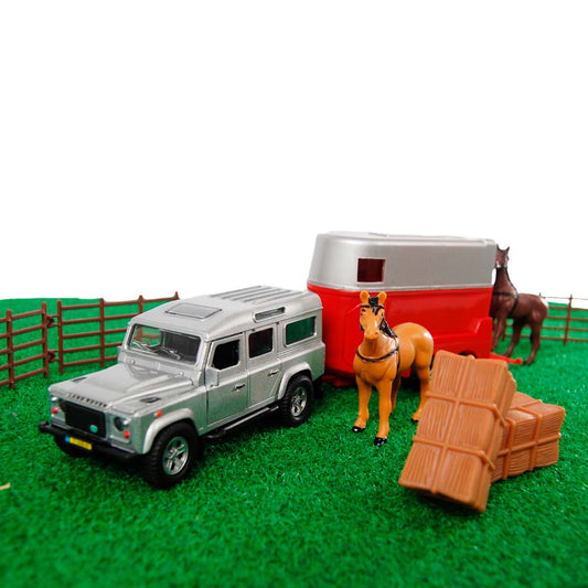 JUGUETE: COCHE LAND ROVER CON VAN & CABALLOS & CER