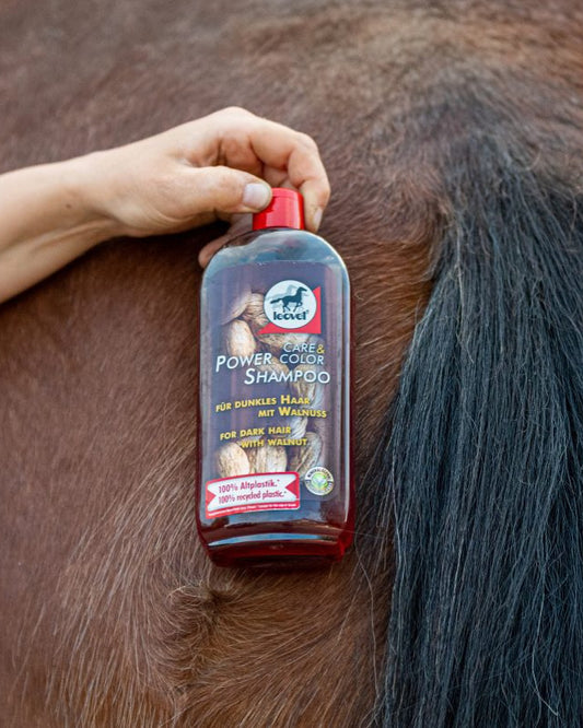 CHAMPU LEOVET POWER PARA CABALLOS DE CAPA OSCURA 500  ML