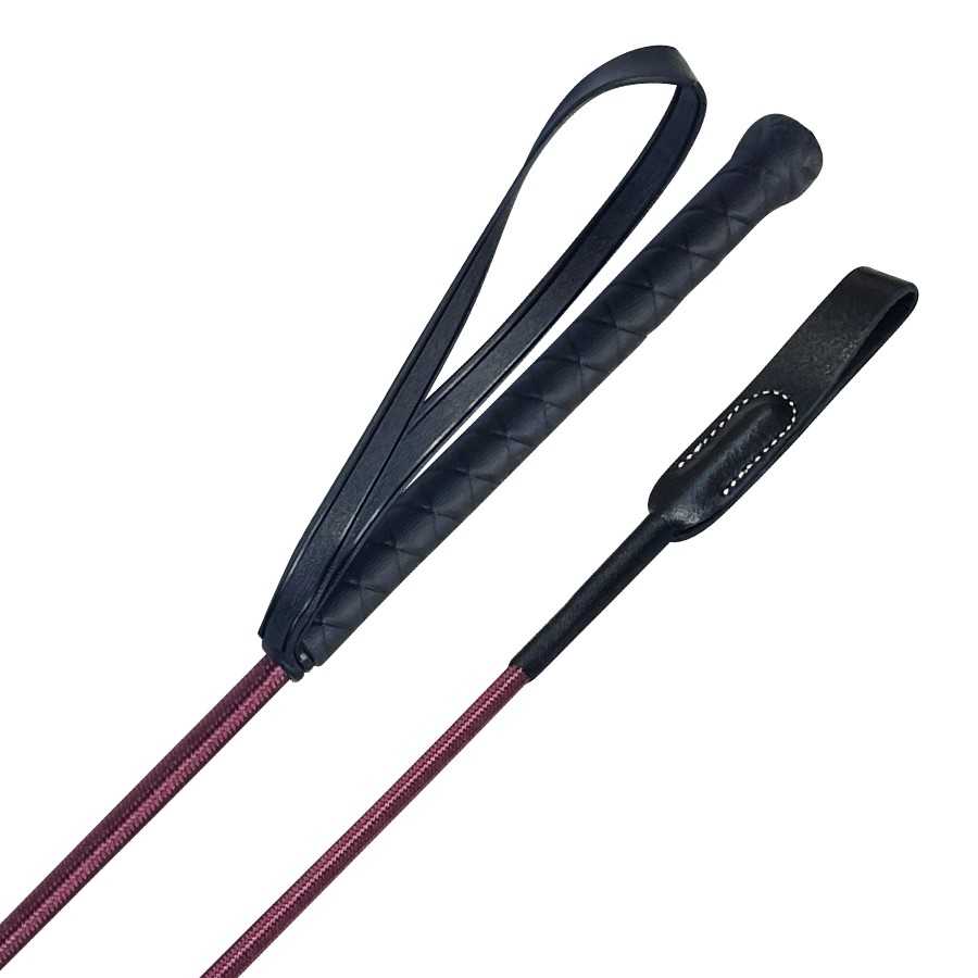 Fusta de montar con lengüeta de cuero